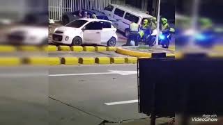 Operativo de la policía en el barrio Boston de Barranquilla