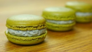 Green Tea Matcha French Macarons | sweetco0kiepie