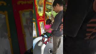 Naik CAROUSEL 🥳🎠🎠 #shortvideo #carouselride #viralvideo