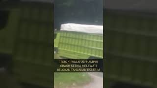 Extreme Truk Kewalahan Hampir Crash Ketika Melewati Belokan Tanjakan Ekstrim #shorts