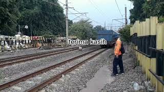 hunting kereta barang ll disapa sama masinis lokomotif favorit