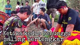 Ketika Kedua Sosok yang merasuki saling Bertengkar