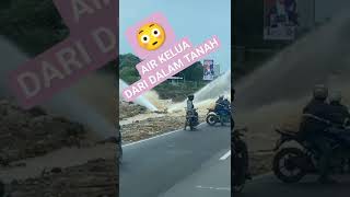 #shorts Air Keluar dari Dalam Tanah⁉️