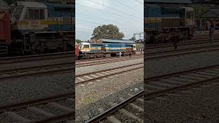 Alipurduar - Lumding Intercity Express Enter Jagiroad Railway station....