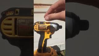 Dewalt dc825 1/4in hex 18v impact driver (demo)