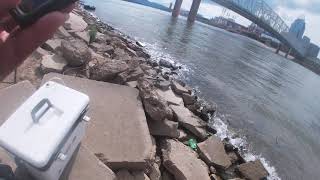 Ohio River Bank Fishing (Newport,Kentucky)6-6-21