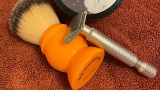 Shield Gem “Predator” Razor in Aluminum detailed review& shave.Old dog shave pineapple bay rum soap