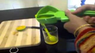 Pratik Limon Sıkacağı Lemon Juicer