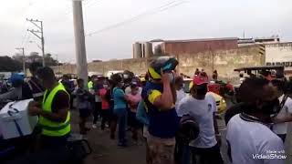 Las Covid-filas de Semana Santa en la Plaza del Pescado de Barranquilla