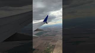 Climbing out of Denver - United Airlines 737 MAX 8