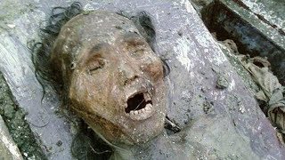 工地挖出千年女屍，出土瞬間竟發出呻吟聲！|The body of a thousand-year-old woman making a moan noise!