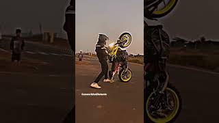 Whatsapp status video 🔥🔥 #stunt 😱 #motoholics12 #shorts #status #wheelie #adventure #viral #ktm