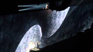 Roger Waters Comfortably Numb, live Barcelona 30.03.2011