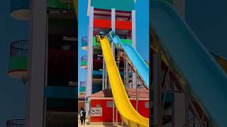 Sunway Water Park Yellow Slide 😱🌊 #music #tubeslide #waterpark #minivlog