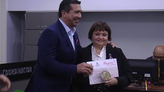 RECONOCIMIENTO A PERSONAS DESTACADAS POR SU LUCHA CONTRA EL CANCER DE MAMA