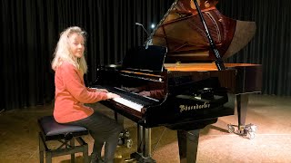 Ethereal Piano Song - Dagmar Krug at the Grand Piano