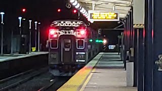 MBTA HSP46 #2032 runs express thru Route 128 with 2 horn salutes!