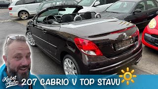 Hrozný stav Octavie Scout... řídil ji velký PES a zachovalý Peugeot 207cc po 1. německém majiteli