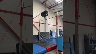 Feels like the combos are coming back #stunts #motivation #bodypositive #calisthenics