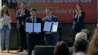 VALDES FIRMO JUNTO A PULLARO EL ACTA DE COMPROMISO PARA LA CREACION DE LA REGION LITORAL