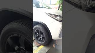 fortuner(toyota)