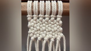 Macrame pebble pattern/double half hitch knot