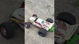 Traxxas Rustler 2wd donuts slowmo #shorts