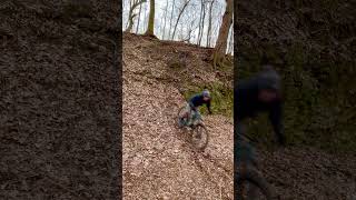 Downhill MTB Steep Rock Face Jump! 👊💯