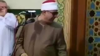 ان في الجنة نهر من لبن لعلي وحسين وحسن