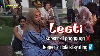 Lesti menghibur kru & pemain di lokasi syuting Sinetron Aku mencintaimu karena Allah