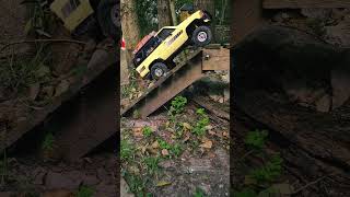 Runner makes it? #rc #tinytrucks #rc4wd #toyota