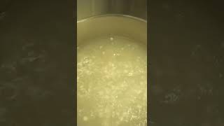 Boiling coix seeds with rock sugar