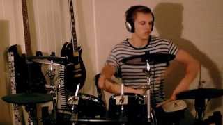 Muse - Plug in Baby (drum cover)