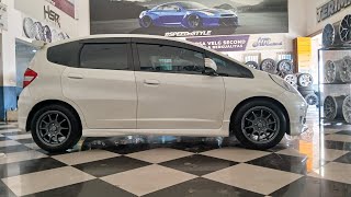 Honda Jazz pakai Ban lama Nya Lagi