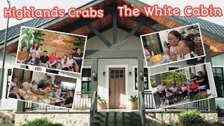 Chubby travels to White Cabins at Amberfields and Highland's 🦀 Crab