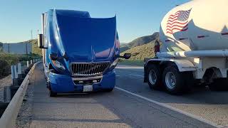 MAYDAY HOUSTON  ESTAMOS TIRADOS  ZONÁ PELIGROSA