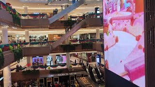 Mall dengan LED Videotron terBESAR.