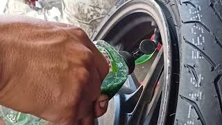 HOW TO PUT SEALANT ON TUBELESS TIRE/BASIC TUTORIAL/RANDALESTV