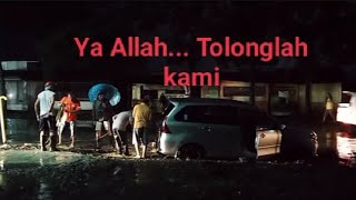 Tragis!!! Ban Mobil terperosok ke dalam bekas Galian berjam jam// Malaikat Tak Bersayap!