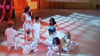 Na Na Na - Now United,Performance no Encontro com Patrícia Poeta