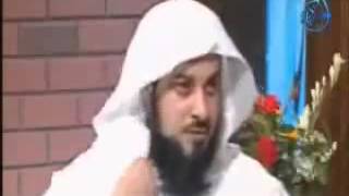 الشيخ العريفي يحاور قسيس و قسيسة مقطع جميل و مشوق   YouTube