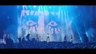 Alice Cooper - Schools Out/Another Brick in the Wall part 2