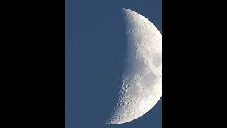 Semicircular moon