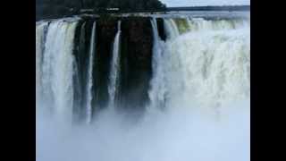 Garganta del Diablo en los Cataratas del Iguazú (Devils Throat in Iguazu Falls)