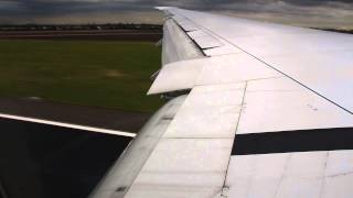 Garuda Indonesia Boeing 777-300 PK-GIC landing at Amsterdam 13.10.2014