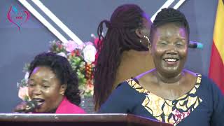 CRAZY PRAISE MOMENT With Mumbeja Miriam Mugabi live @ UCC KASUBI INNERMAN MINSTRIES 02 09 2022