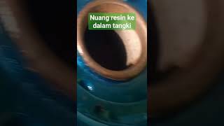 Tuang Resin Ke Dalam Tangki Jadi Bebas Dari Karat Seumur Hidup