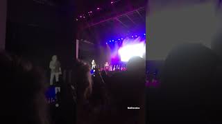 Richard Marx and Rick Springfield - Jessie’s Girl - Bank of NH Pavilion - Gilford, NH 9/8/17