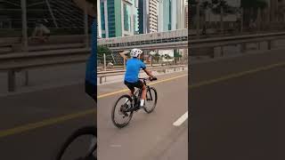 #dubairide #fitnesschallenge #dubai30x30 Bike ride on sheikh zayed road