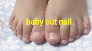 Baby cut nail with nail polishes